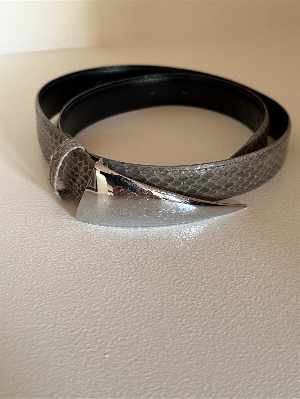 Women’s Gray Snake Skin Belt with Silver Sculpted Buckle